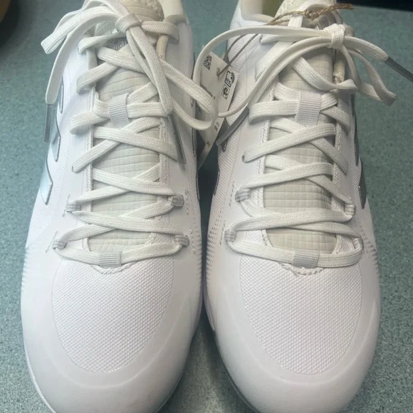 Adidas WOMENS Silver and White Softball Cleats - Picture 3 of 9